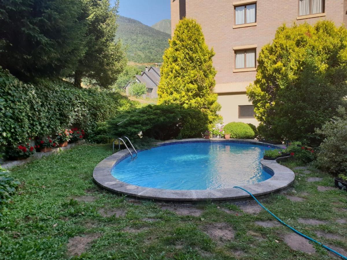 Apartamentos Sapporo III Vielha Eksteriør billede