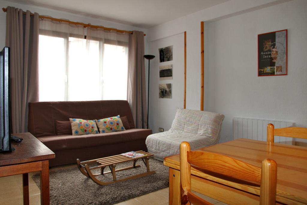 Apartamentos Sapporo III Vielha Eksteriør billede